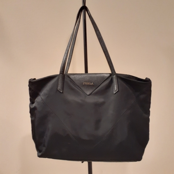 SOLD - Furla Calypso Nylon Shoulder Bag in Onyx - Picture 2 of 16